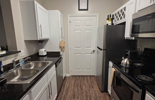 Huntersville Apartment | 2BR Sanctuary - Gated Community, Pool, Gym, Pet-Friendly Near Birkdale Village.