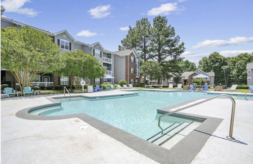 Huntersville Apartment | 2BR Sanctuary - Gated Community, Pool, Gym, Pet-Friendly Near Birkdale Village.