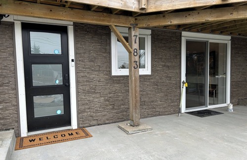 Port Edward House | 2BR Seaside Haven Retreat