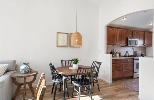 Uptown Sedona Apartment | 2BR Serene Red Rock Retreat - Hot Tub & Nice Views