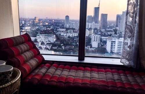 Khlong Tan Condo | 2BR Sukhumvit BTS Phrom Phong/Emporium/WiFi/pool