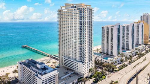 Sunny Isles Beach Apartment | 2BR Sunny Isles Oceanfront Condo