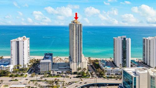 Sunny Isles Beach Apartment | 2BR Sunny Isles Oceanfront Condo