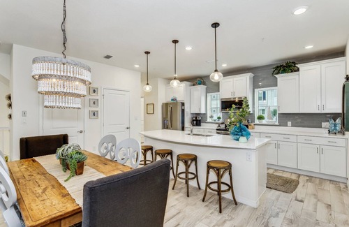 Ono Island House | 2BR Townhome | 6 Bikes Included | Private Beach Club w/Tiki Bar |Pools |Hot Tub |Golf | Dogs OK