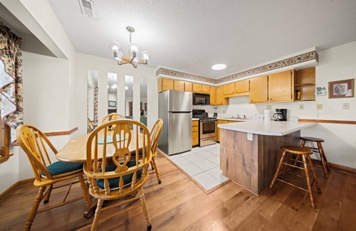 Lake Tansi House | 2BR Townhome- Escape to Crossville Lake Tansi