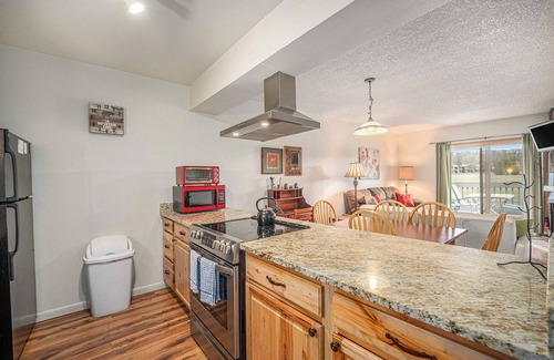 Fraser House | 2BR townhouse w/Byers Peak views