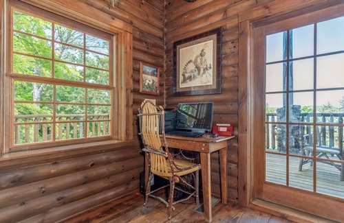 Indian Point Condo | 2BR Village At Indian Point 601 near SDC-Free Tickets Daily up to $500 Value