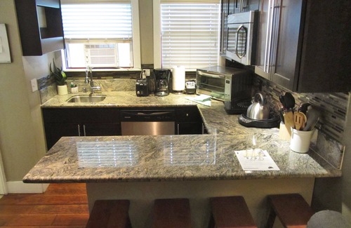Lakeside Park Condo | 2BR with 2 queenbeds, queen sofa sleeper