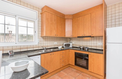 Vidreres Villa | 2BRIS01 - Cozy house with private pool and 5 bedrooms located in a quiet area