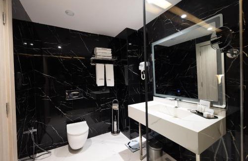 Hai El Moudjahiddine Hotel | 2H Hotel