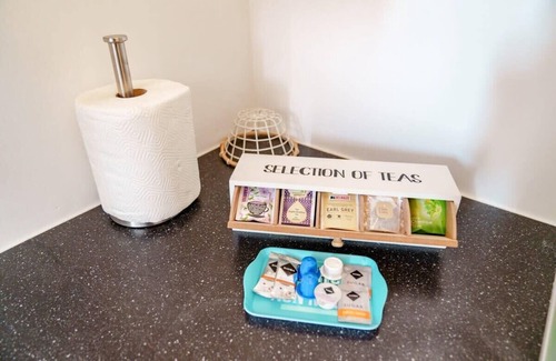 Brussels Apartment | 2min→Midi Station/Smart TV/Self Check-In/Netflix