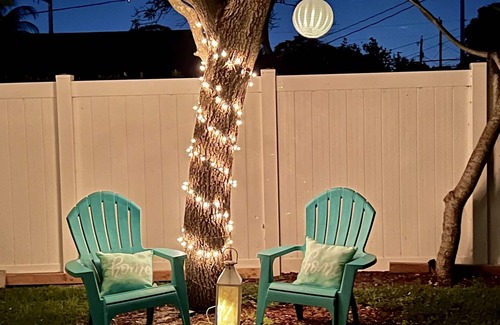 Delray Beach House | 2mins to Downtown Atlantic Avenue/3mins to Delray Beach/600Mbps/BBQ/Back Patio