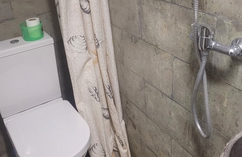 Duivendrecht House | 2mx4m studio near metro station van der Madeweg