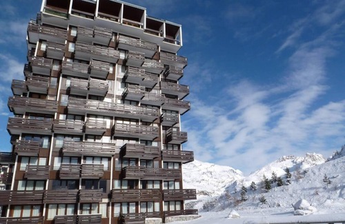 Le Lavachet Apartment | 2nd floor, balcony, tv, ski locker, 55m², Tignes