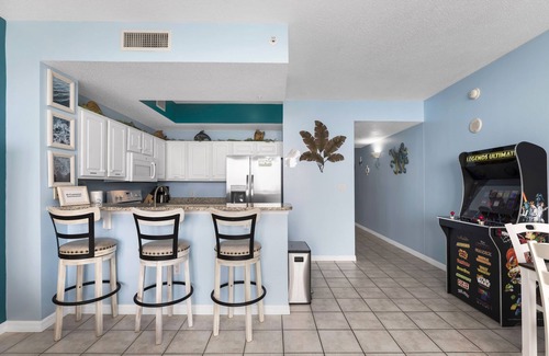 Navarre Beach Condo | 2nd Floor OceanFront,Free Beach Chairs & Unbrella Service HeatedPool ArcadeGame