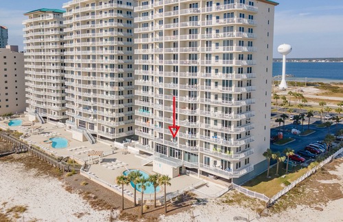 Navarre Beach Condo | 2nd Floor OceanFront,Free Beach Chairs & Unbrella Service HeatedPool ArcadeGame