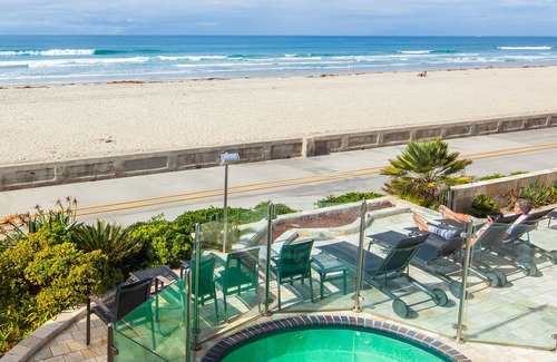 Central Mission Beach Condo | 2nd Floor Surf Rider Condo In Mission Beach - Hot Tub And Ocean View
