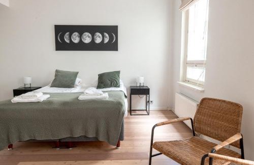 Helsinki City Centre Apartment | 2ndhomes Cozy Courtyard home with Sauna in Kruununhaka