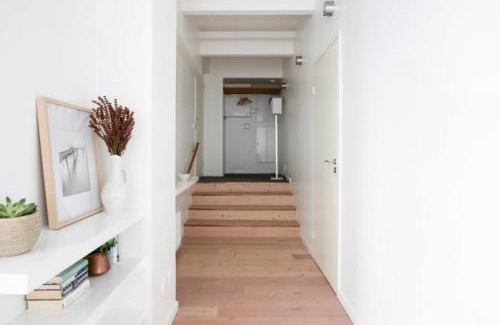 Helsinki City Centre Apartment | 2ndhomes Loft Apartment with Spa & Balcony by the White Church