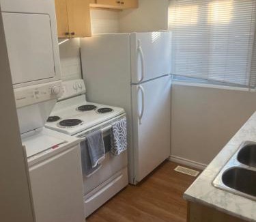 Hamilton Apartment | 2plex, Choose, 1of 2 entire units apparts