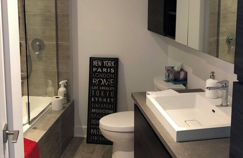 Rosemont-La Petite-Patrie Condo | 3 1/2 Rosemont neighborhood Angus, Montreal