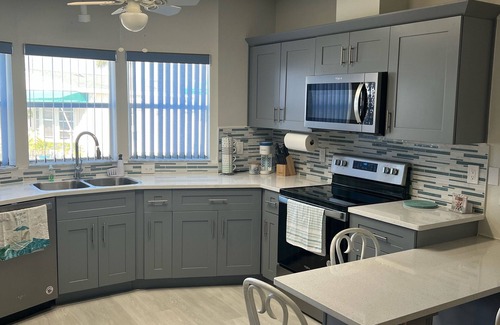 Nettles Island House | 3/2 Beautiful Beach house!