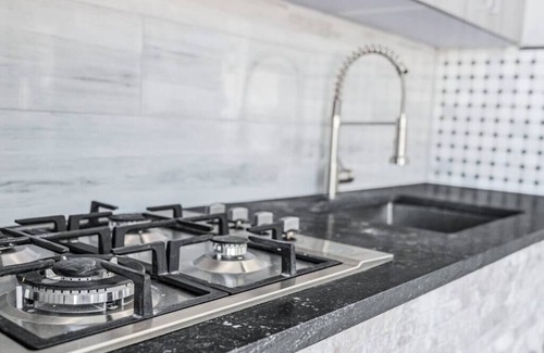 Flagami House | 3/2 Family-Friendly Brand New Home with Pool