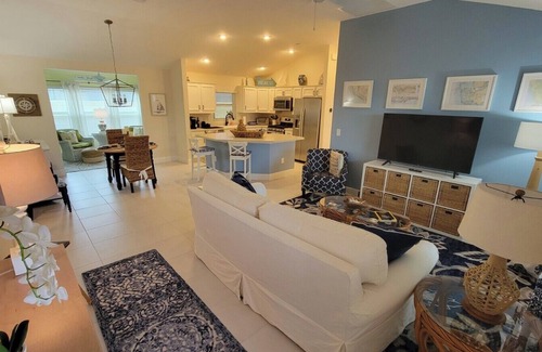 Leesburg House | 3/2 in The Village of Cason Hammock