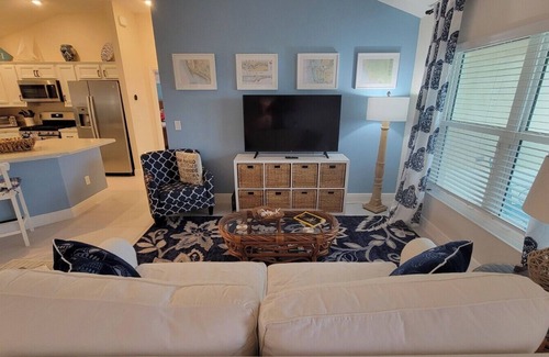 Leesburg House | 3/2 in The Village of Cason Hammock