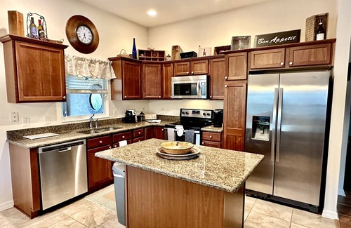 Collier House | 3/2 in The Village of Collier