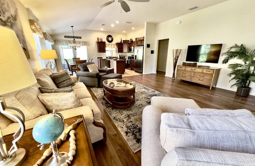 Collier House | 3/2 in The Village of Collier
