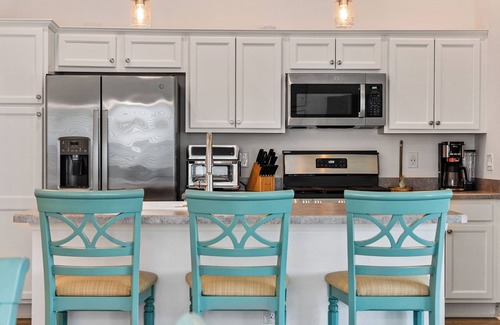 Wildwood House | 3/2 in The Village of Richmond