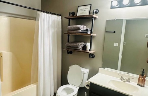 Sulphur House | 3/2 near Casino, Plants, Restaurant & Lake Charles