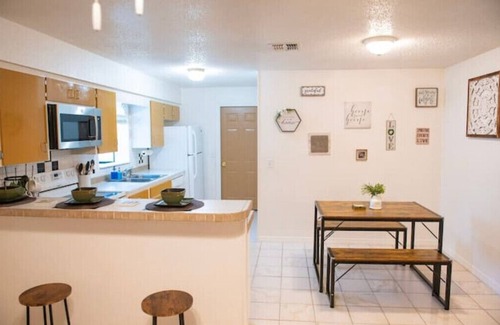 Deltona Lakes House | 3/2 Sunny Deltona Retreatn