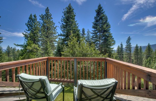Tahoe Woods House | 3, 4 or 5 BRD/Baths, filtered views, fenced backyard, private beach/park access