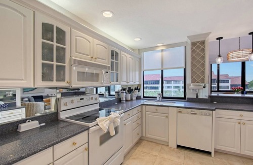Siesta Key Condo | 3-403 in Sarasota, FL