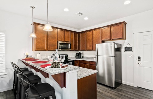 Boise House | 3 Adjacent Homes | Near The Village | Sleeps 18