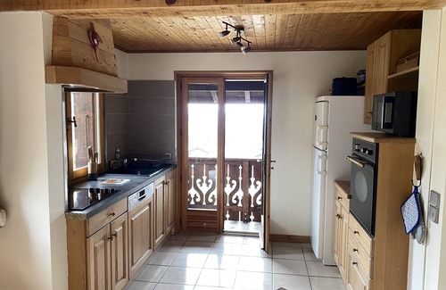 Habere-Poche Apartment | 3* APARTMENT, PANORAMIC VIEW OF THE GREEN VALLEY, quiet, mountain decor