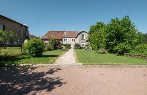 Forges-les-Bains Apartment | 3 appartements de standing côté jardin - sérénité et confort garantis