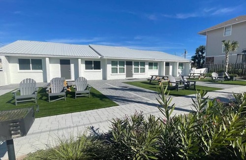 Fort Walton Beach Villa | 3 Barracuda Cottage on Okaloosa Island