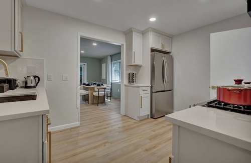 Madison Heights House | 3 BD/2 BA Home Madison Hts Near Royal Oak/Ferndale