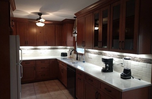 Fuquay-Varina House | 3 Bd/3 Bath,Big yard,screened porch,Pets,mins. Cary,Holly Springs,Apex & Raleigh