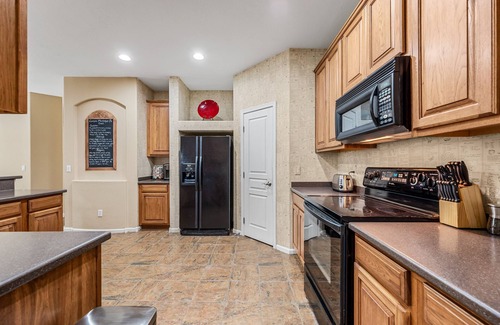 Camino a Lago South House | 3 BD w/Pool & Covered Patio & Office to WFH