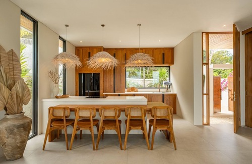 Uluwatu Villa | 3 BDR Cliffside Sanctuary with Ocean Infinity Views