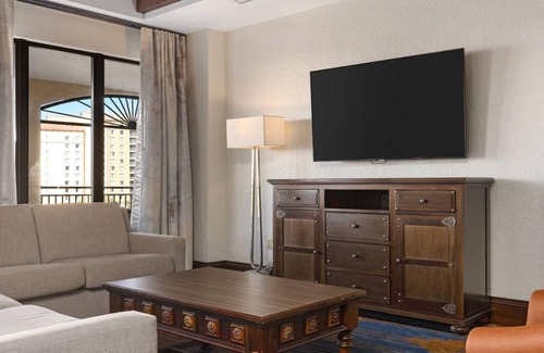 Lake Buena Vista Resort | 3 bdrm presidential near Disney Springs