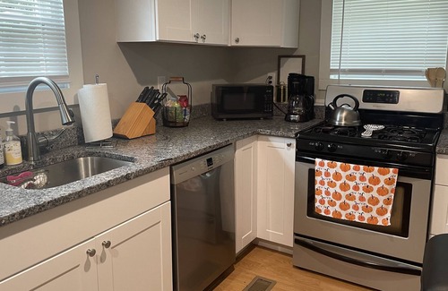 East Greenwich House | 3 Bdrm Townhome Steps from Main St & EG Waterfront