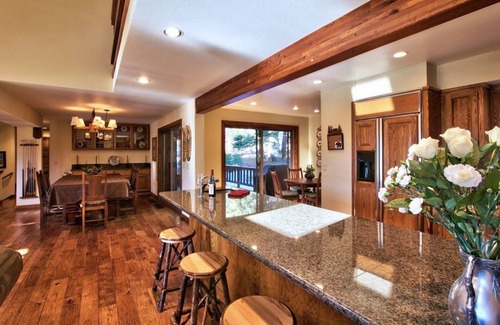 Incline Village House | 3 Bears Lodge, a 4 Bedroom, 3.5 Bath Room. Spacious, Rustic Golf Course Home