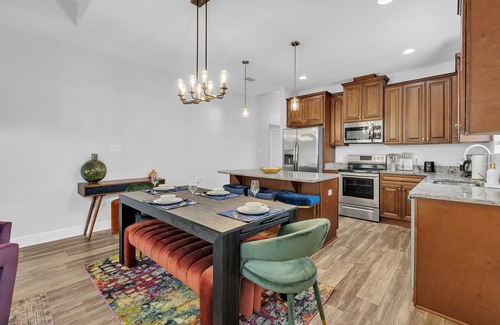 Tallahassee House | 3 beautiful bedrooms house mins to FSU FAMU CAPITOL & Downtown