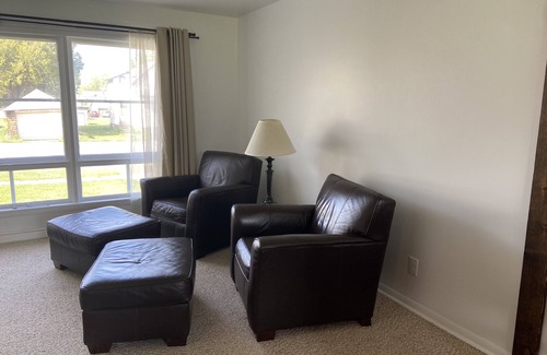 South Range House | 3 bed 1 bath ranch style home a half a block to trail and 10 mins to MTU