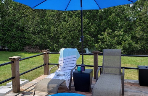 Plympton-Wyoming House | 3 Bed 2 bath ~ Bluepoint Home on Lake Huron. 20 mins to Sarnia & Bridge to USA